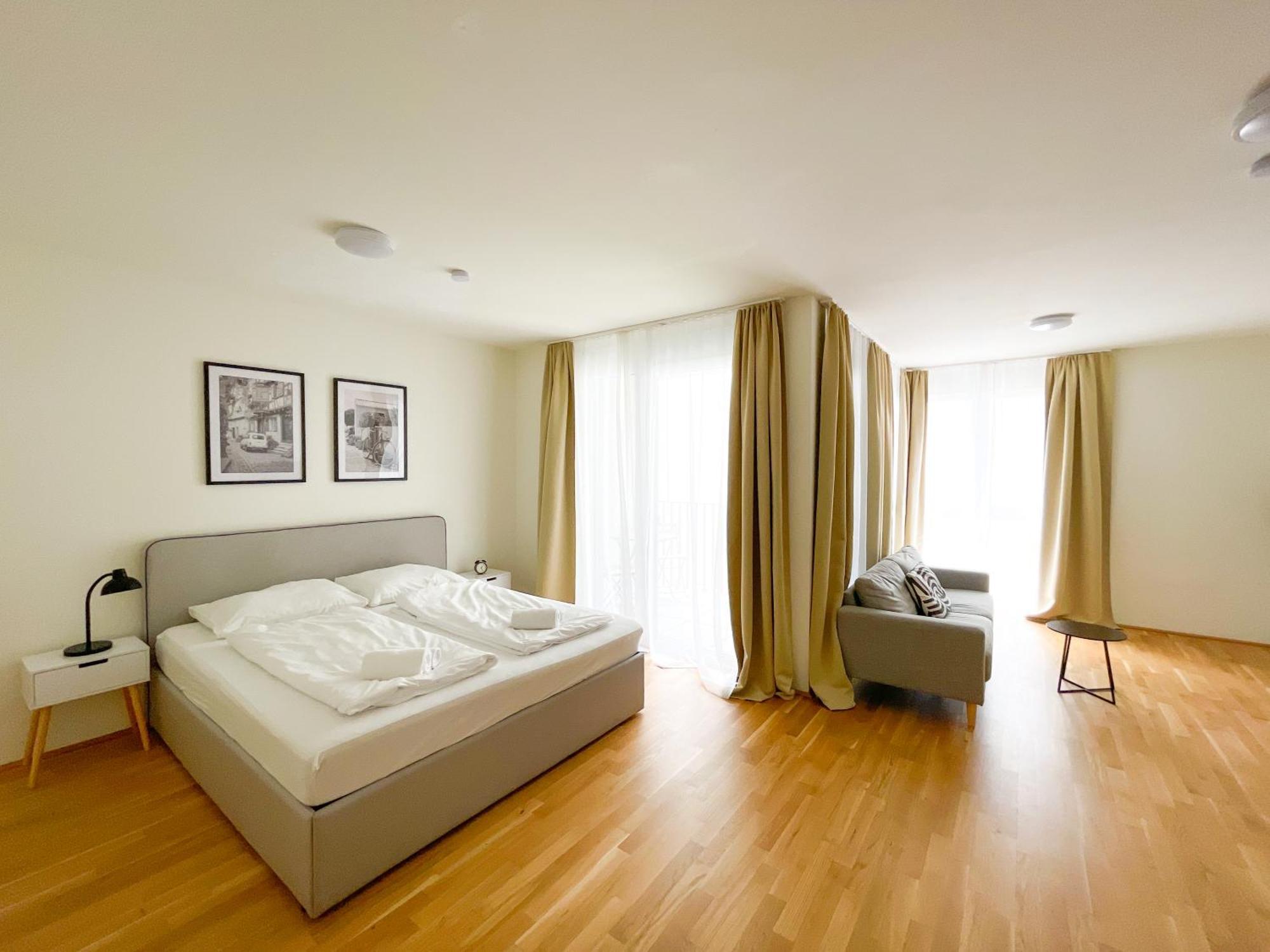 Contactless Self-check-in - 1br Apartment, Near Airport,15 Min To Center * Wenen