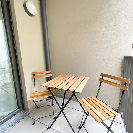 Contactless Self-Check-In - 1Br Apartment, Near Airport,15 Min To Center Viena Habitación foto