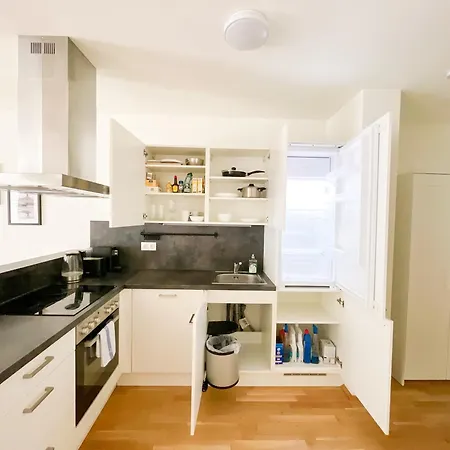 Contactless Self-Check-In - 1Br Apartment, Near Airport,15 Min To Center Viena Habitación foto