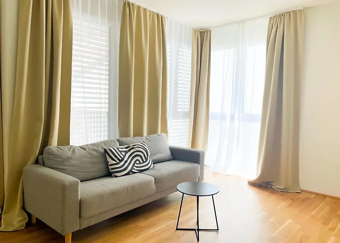 Contactless Self-Check-In - 1Br Apartment, Near Airport,15 Min To Center